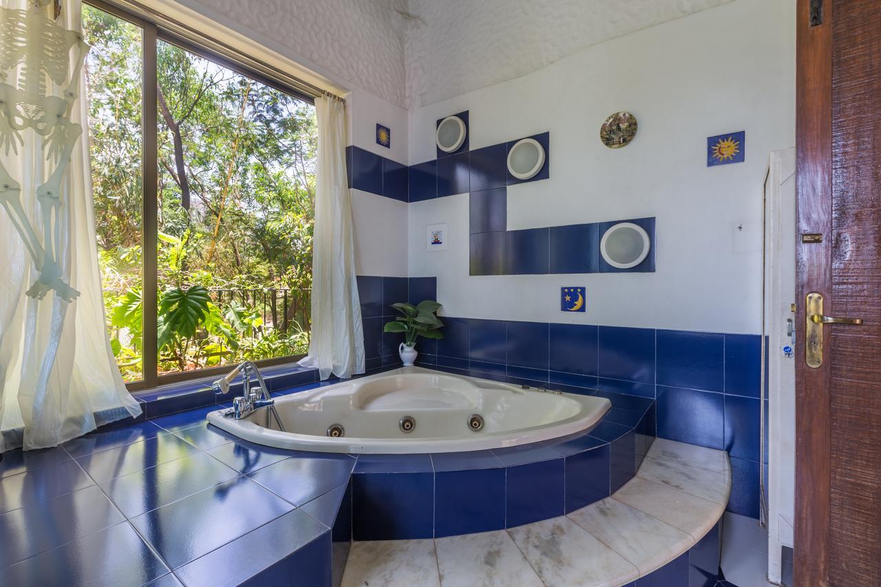 Villa Bella Vista: Zen Retreat With Quirky Charm And Pool Lonavala