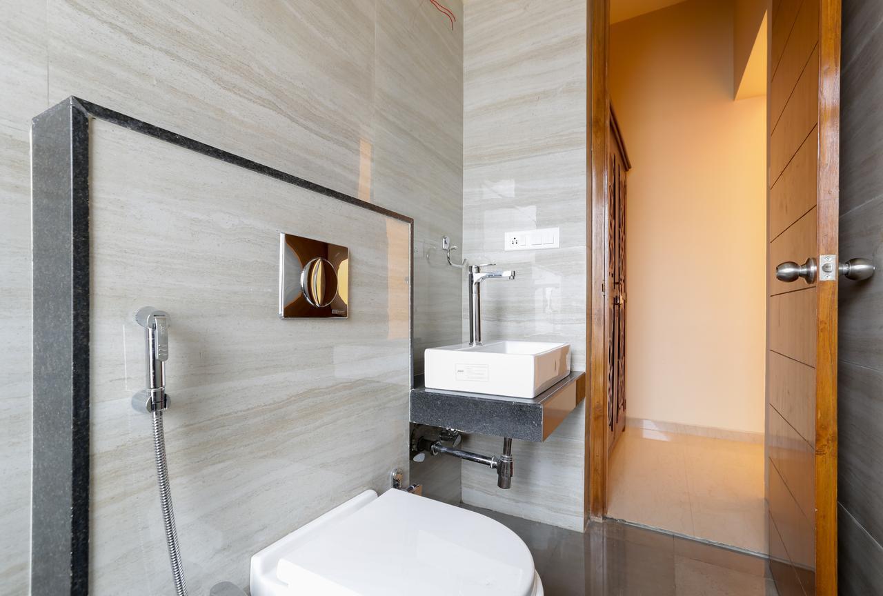 Stayvista's Greenwoods 9 - City-center With Private Pool, Terrace, Lift & Ping-pong Table Villa *
