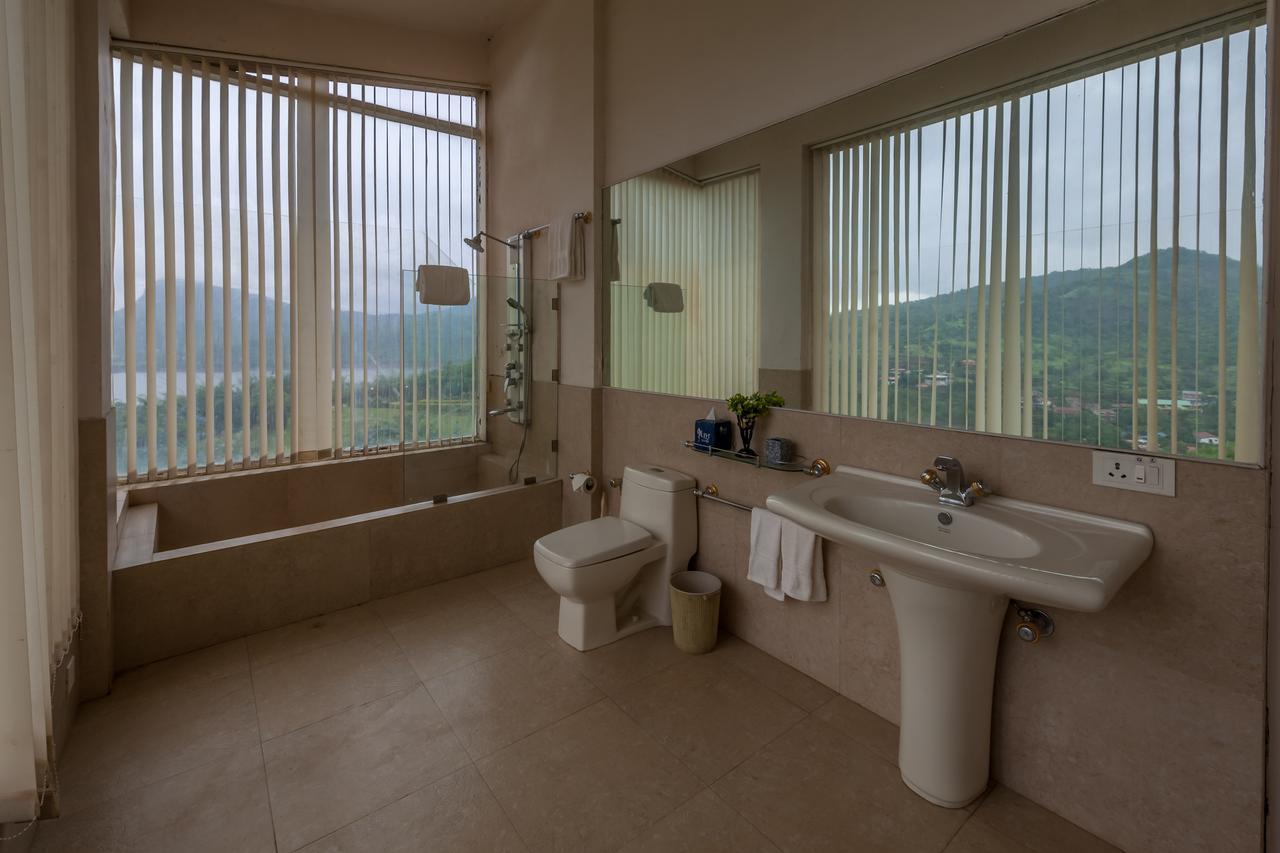 Villa Stayvista's Glass House - With Scenic Lawn And Mountain Views