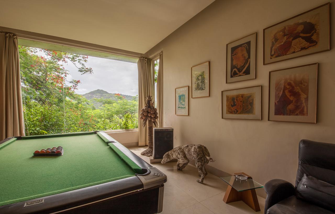 Stayvista's Glass House - With Scenic Lawn And Mountain Views Lonavala