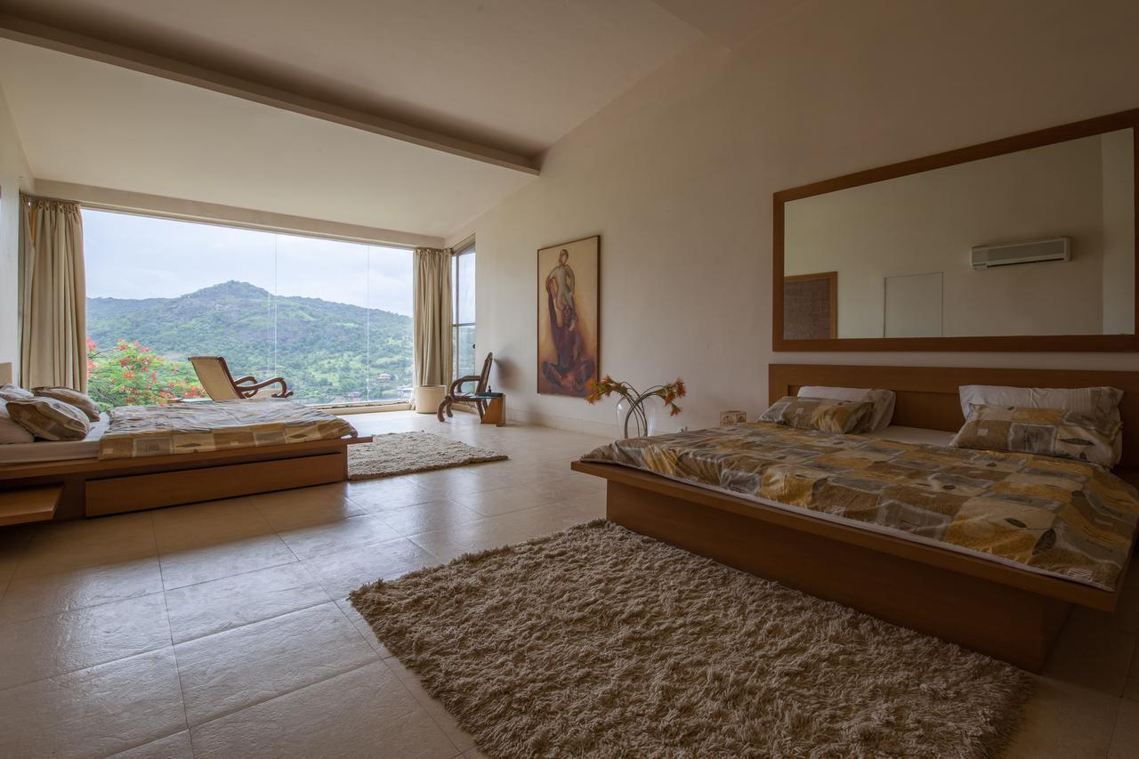 Villa Stayvista's Glass House - With Scenic Lawn And Mountain Views