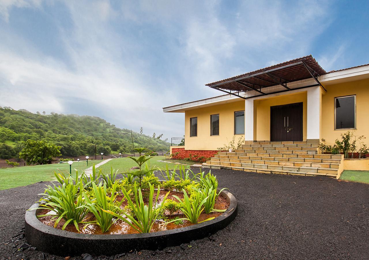Stayvista's Shivom 8 - A Serene Escape With Views Of The Valley And *