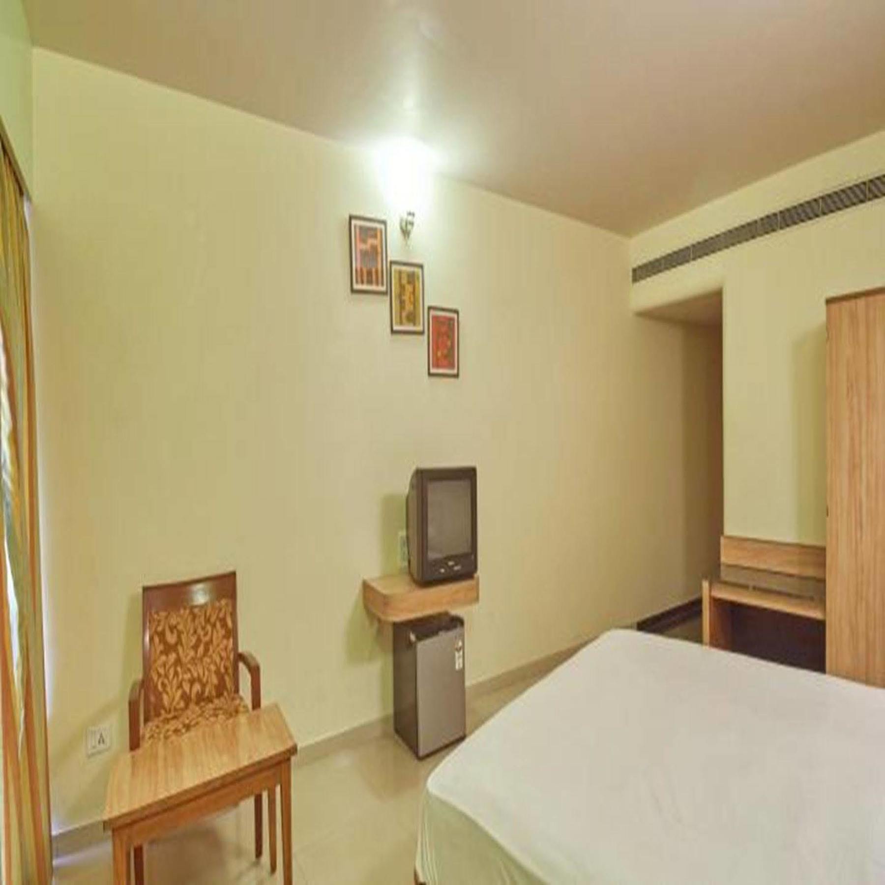 Hotel Sahil Sarovar Portico Lonavala