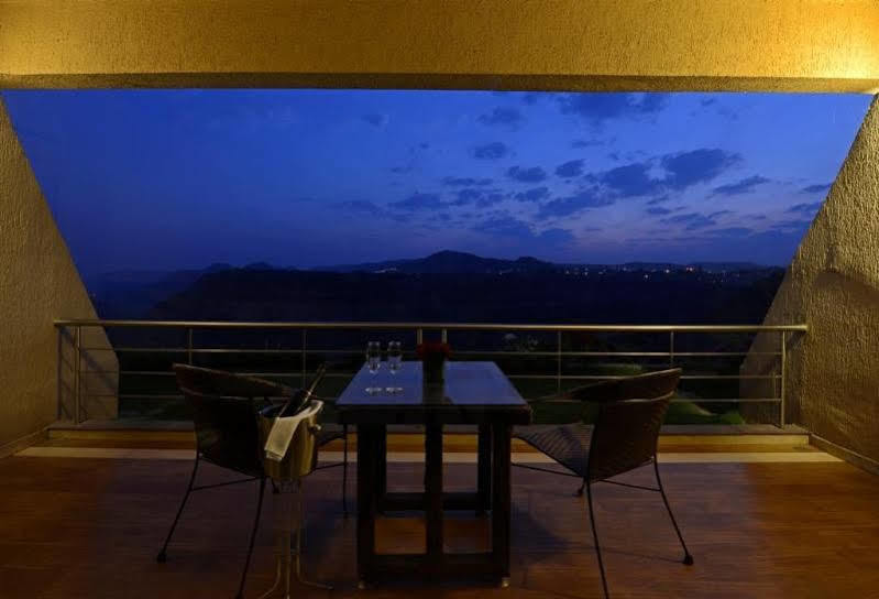 Resort The Dukes Retreat Khandala 5*