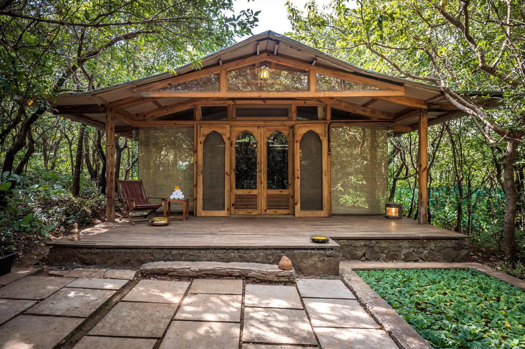 The Machan Resort 4*