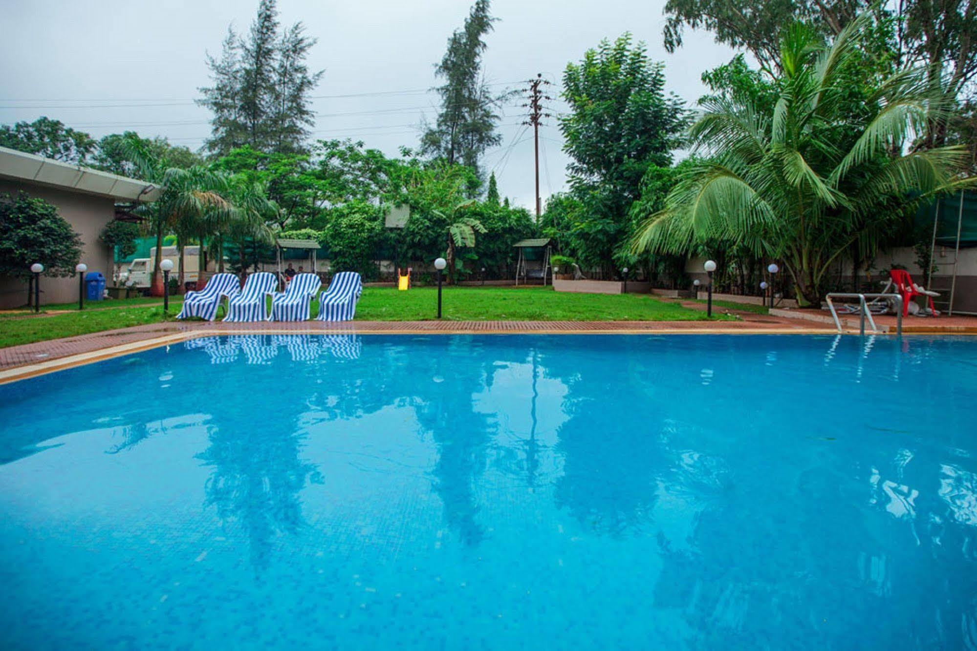 Resort Sterling