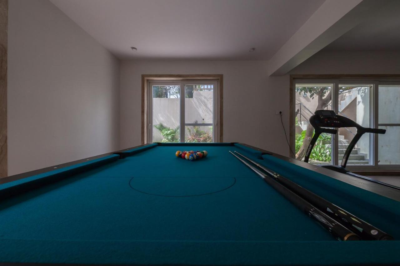 Azul: Stayvista Retreat With Pool, Snooker & Garden Gazebo * Lonavala