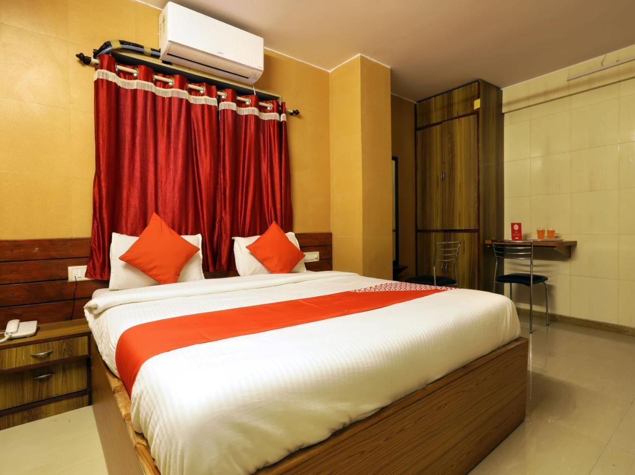 Oyo 11423 Royal Darbar 2*