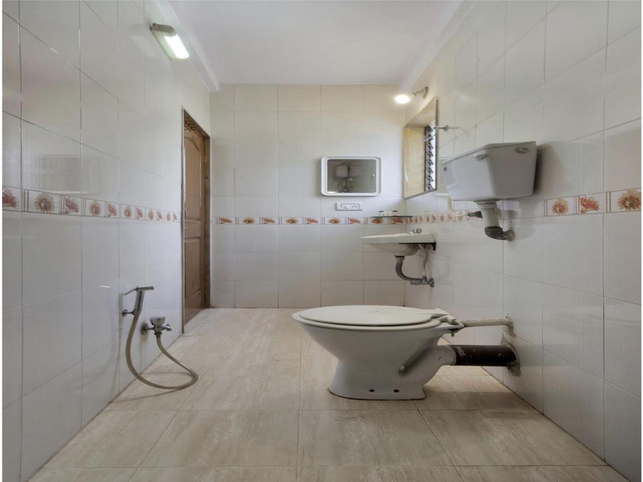 Hotel Oyo 11423 Royal Darbar 2*