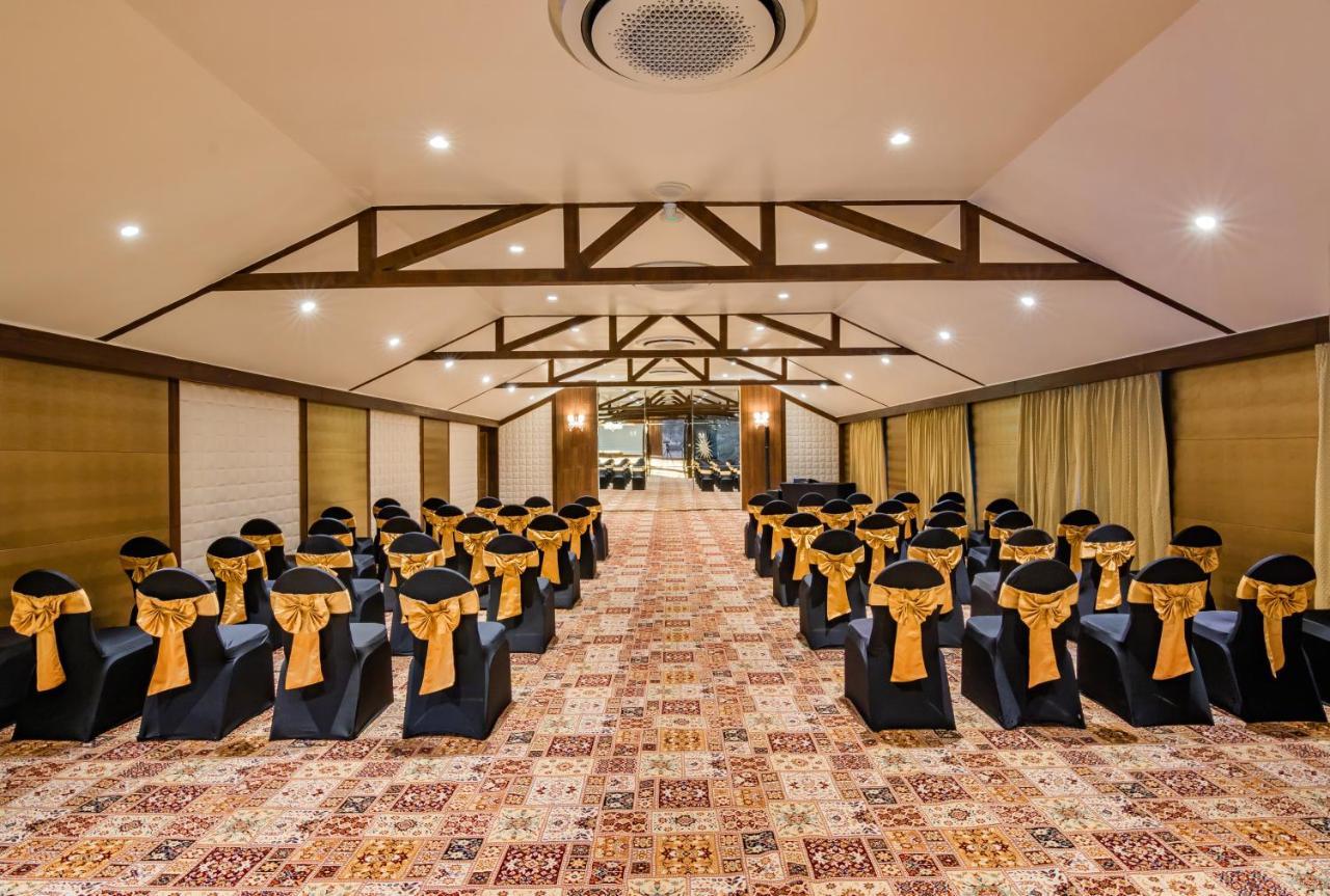 Data By Della Adventure 5* Lonavala