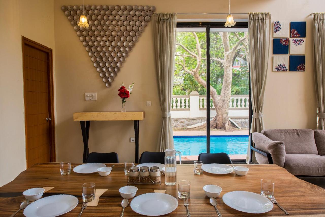 Stayvista's Greenwoods 10 - City-center With Private Pool, Terrace, Lift & Carrom Board Lonavala