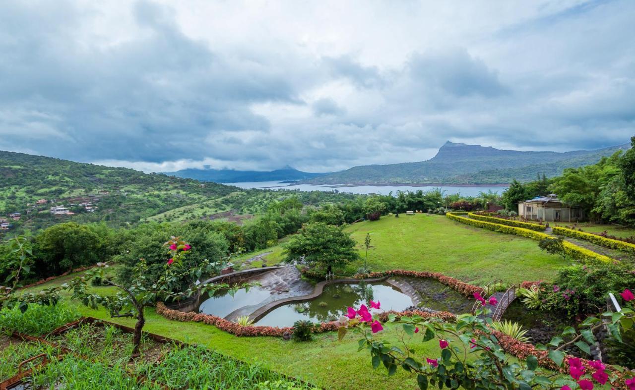 Stayvista's Glass House - With Scenic Lawn And Mountain Views Villa *