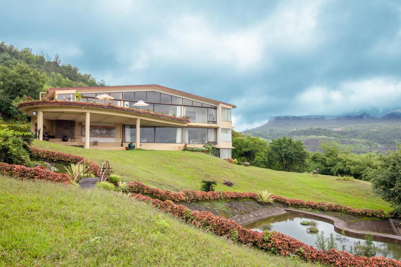 Villa Stayvista's Glass House - With Scenic Lawn And Mountain Views