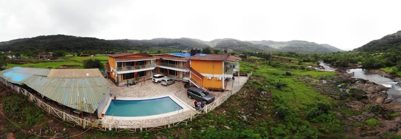 Hotel The Bougainvillea