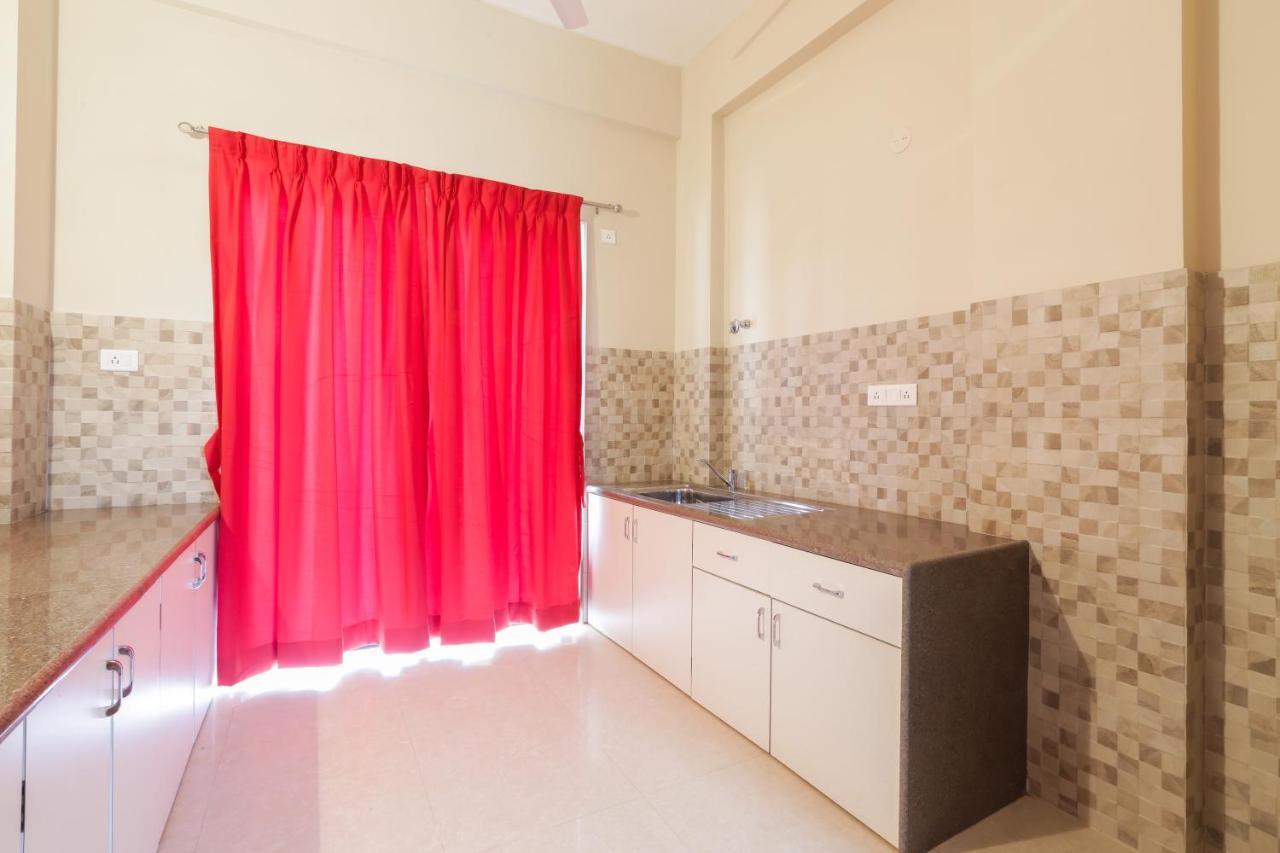 Stayvista's Greenwoods 8 - City-center With Private Pool, Terrace, Lift & Ping-pong Table Lonavala