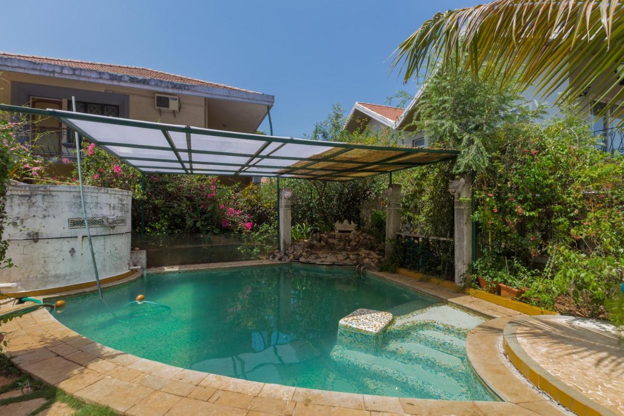 Villa Bella Vista: Zen Retreat With Quirky Charm And Pool