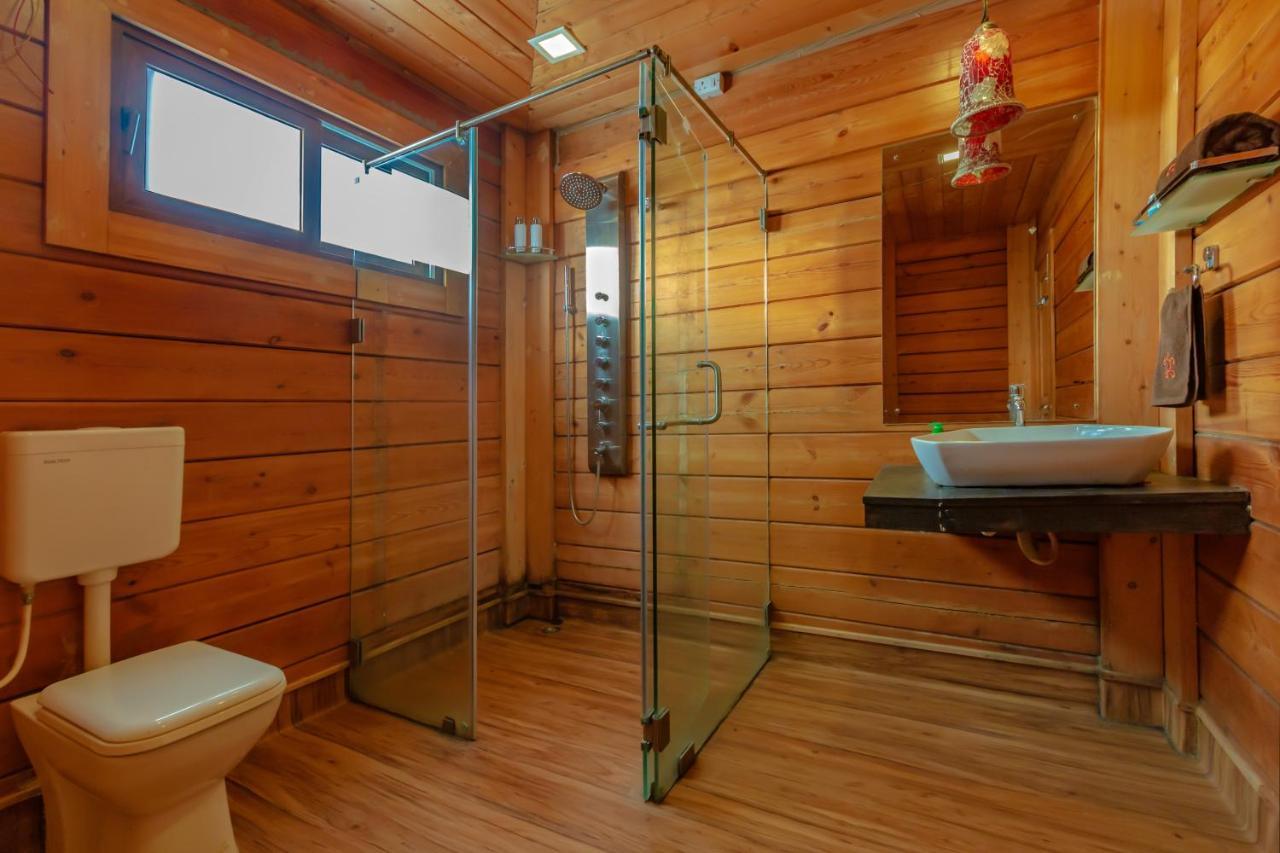 Saffronstays Hillside Chalet *