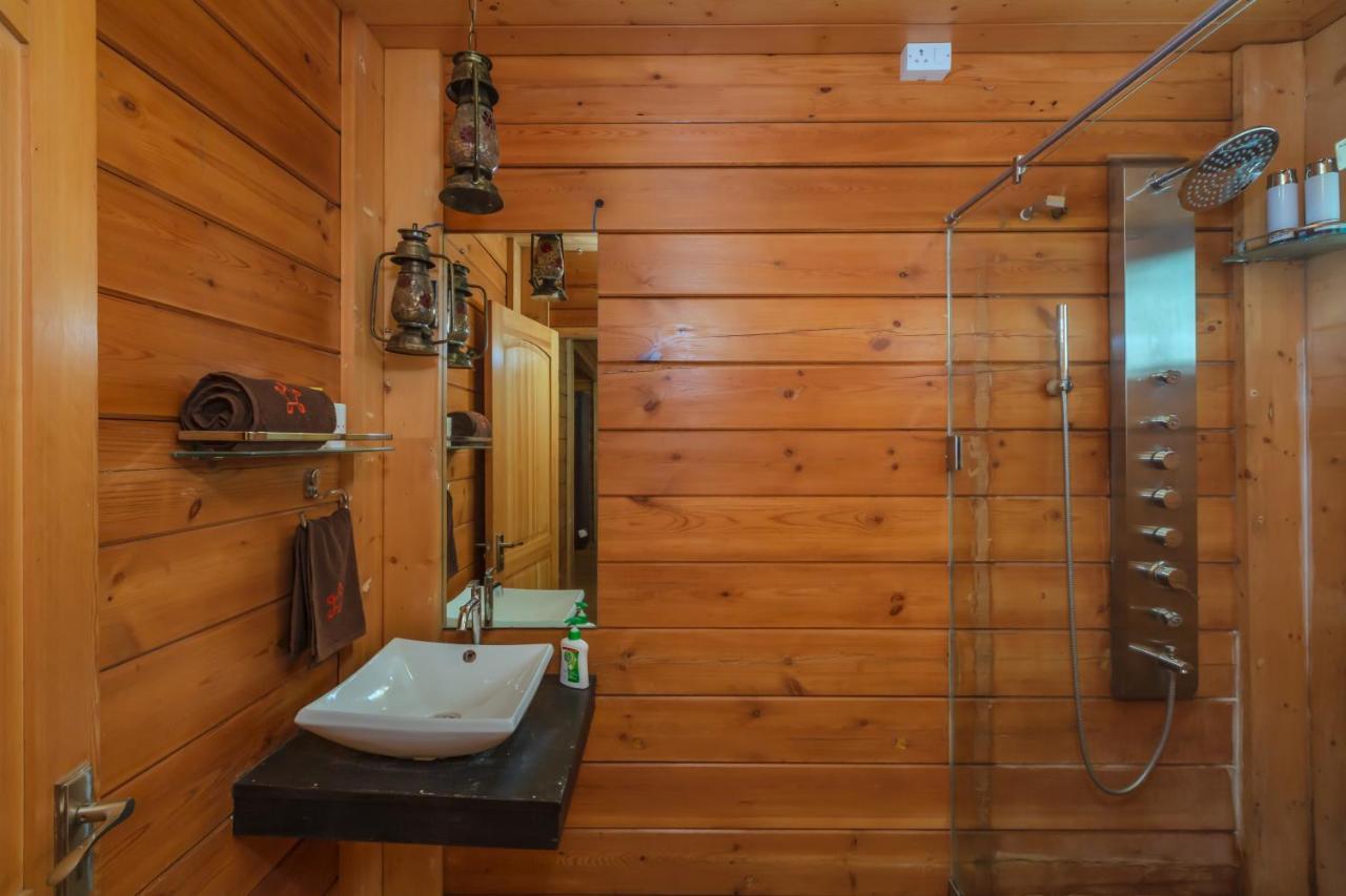 Saffronstays Hillside Chalet *