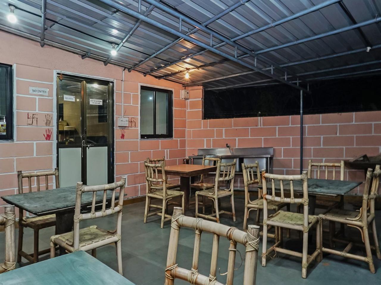 Hotel Oyo Flagship 23096 Laxmi Residency