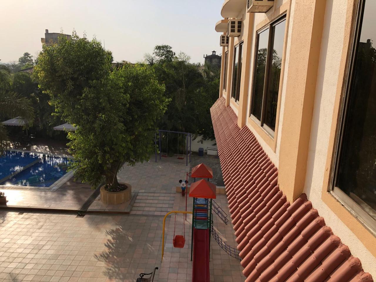 Silver Hills Hotel