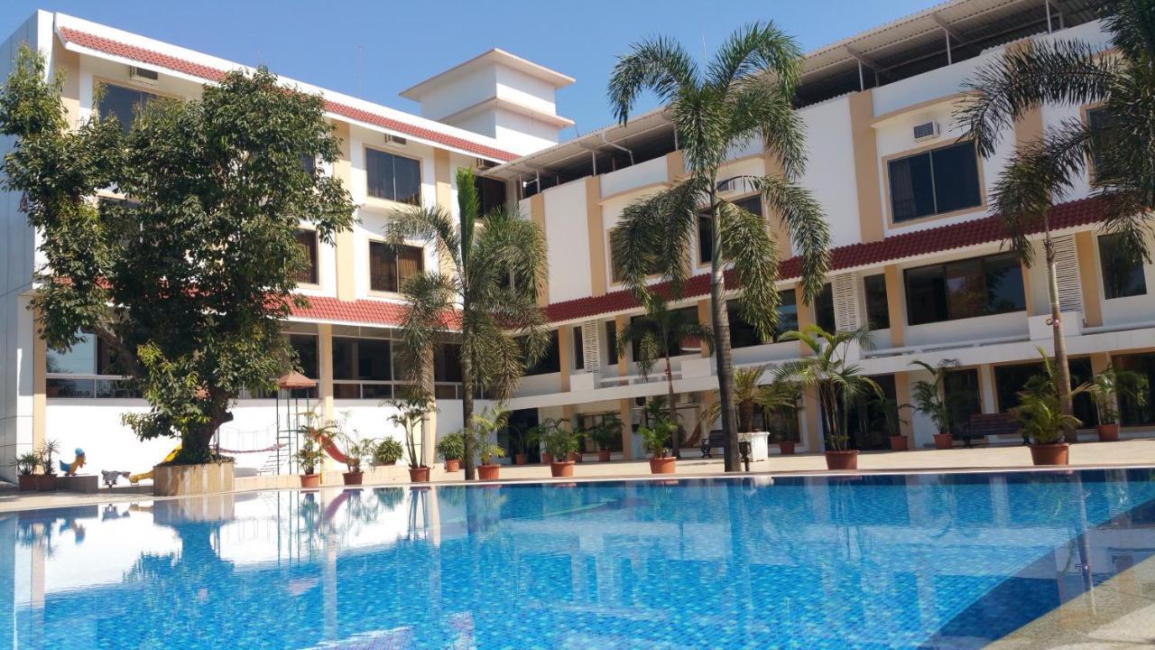 Silver Hills Hotel Lonavala