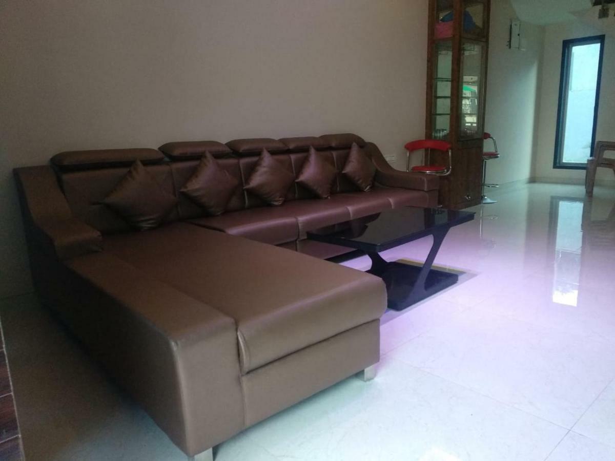 3bhk Luxury Near Della Adventure *