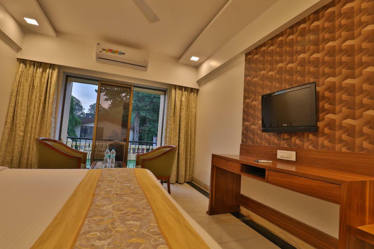 The Metropole 3*