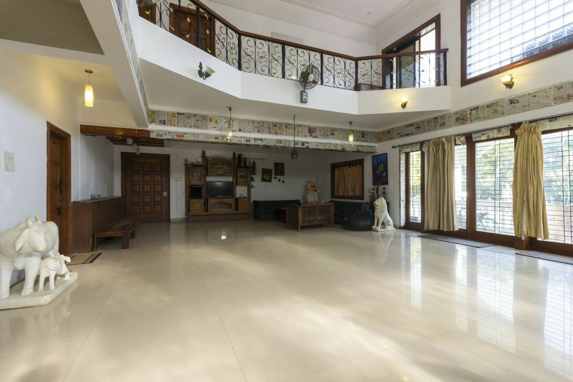 Guesthouser 4 Bhk 7283 *
