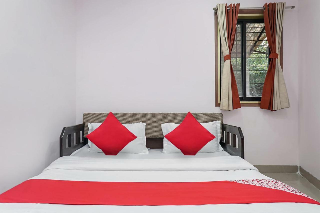Hotel Oyo Flagship 23096 Laxmi Residency 3*