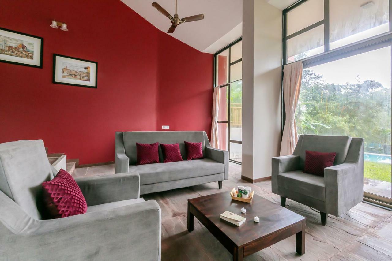 Pura Vida By Stayvista - A Hill-view With Modern Interiors & Swimming Pool *