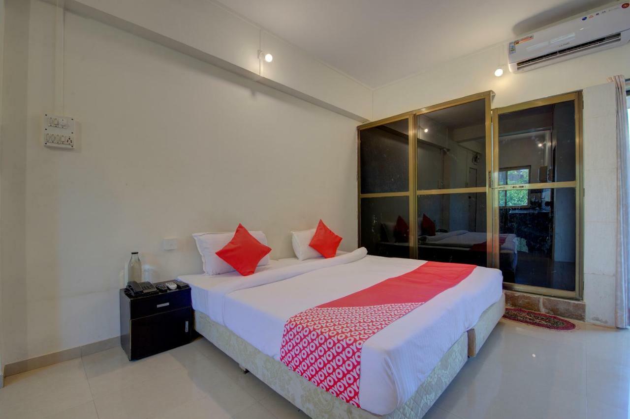 Hotel Oyo 24986 Flagship Western