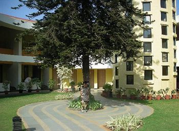 Hotel Sahil Sarovar Portico 3*