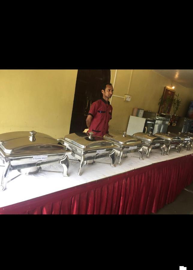 Manik Moti Hotel Lonavala