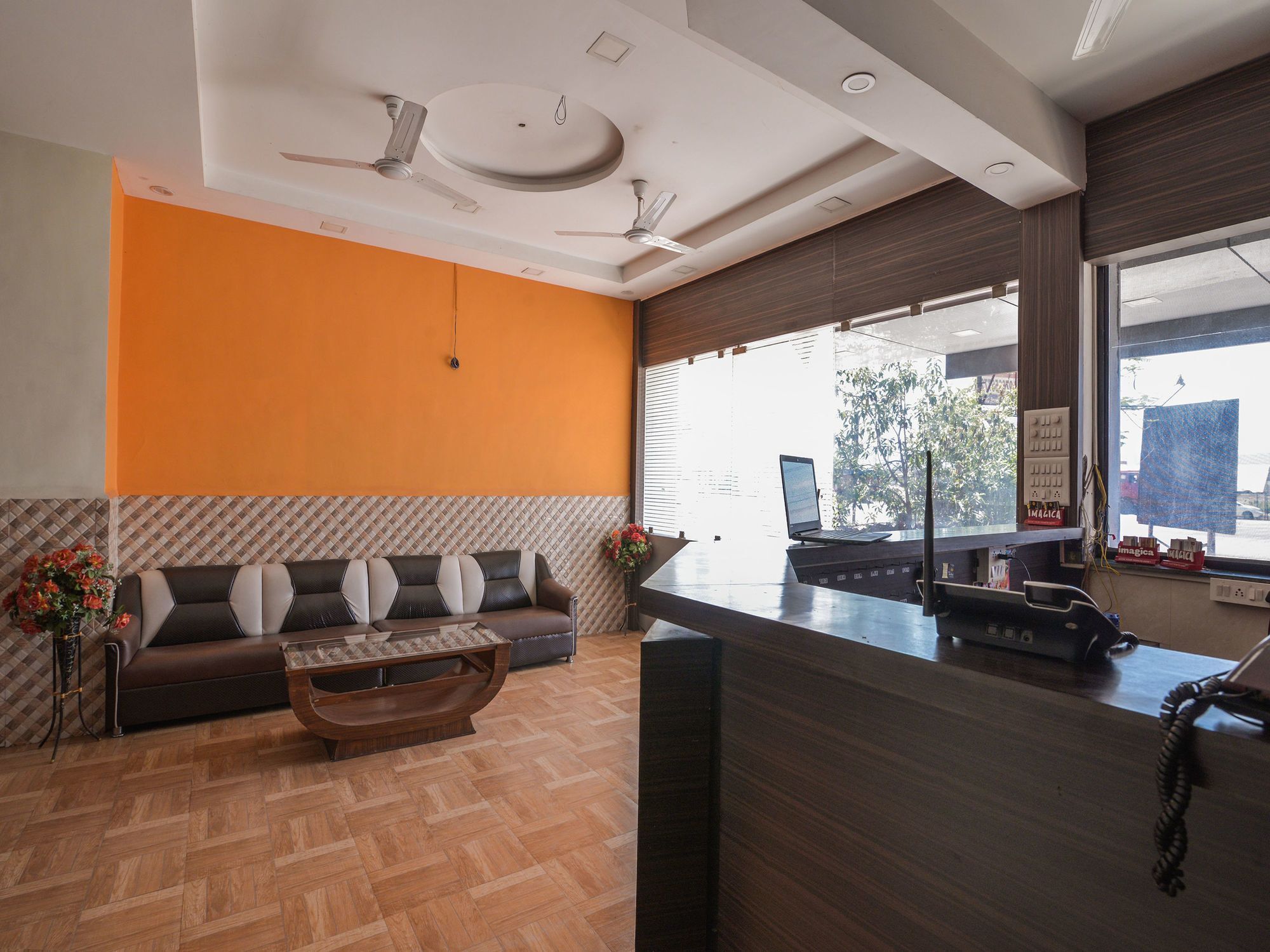 Hotel Oyo 13151 Om Palace 3*