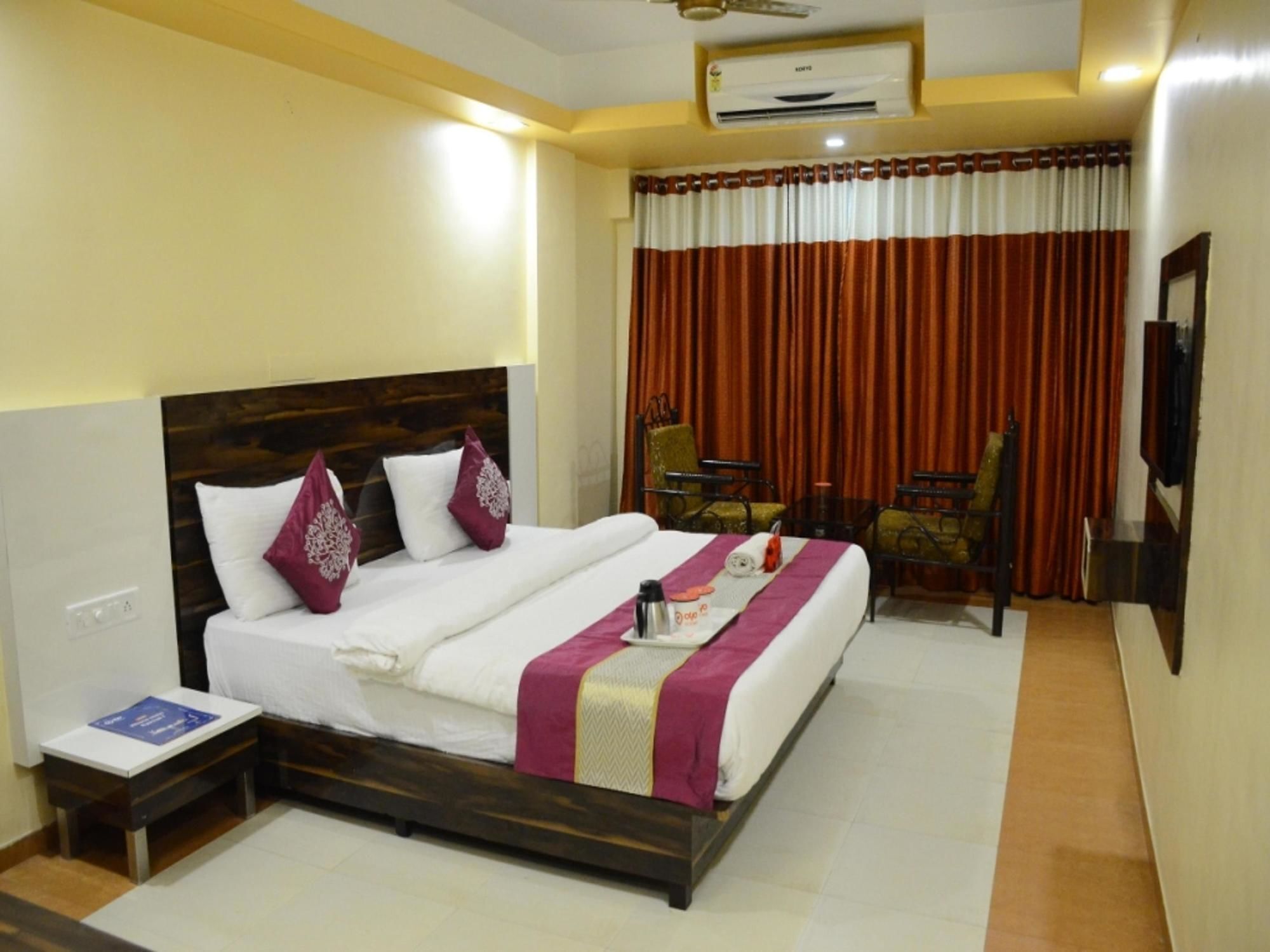 Hotel Oyo Gold Valley Road