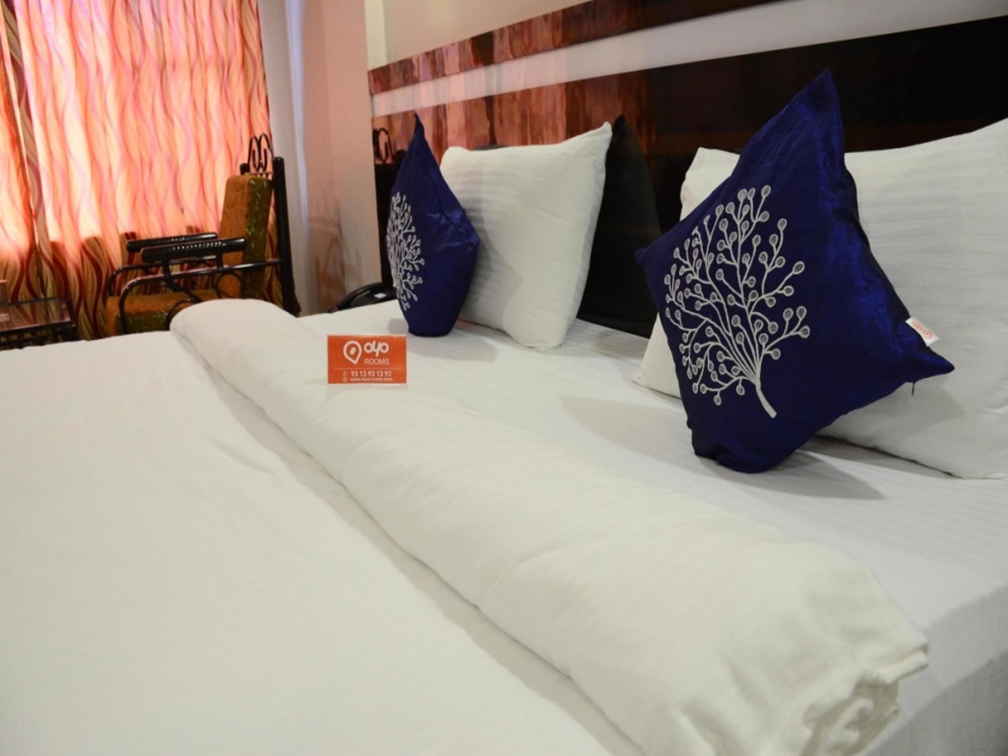 Oyo Gold Valley Road 3* Lonavala