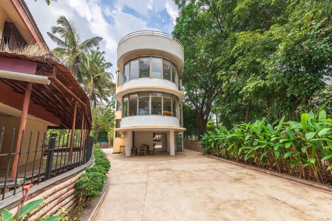 The Boulevard By Stayvista: City-center With Pool And Villa Lonavala