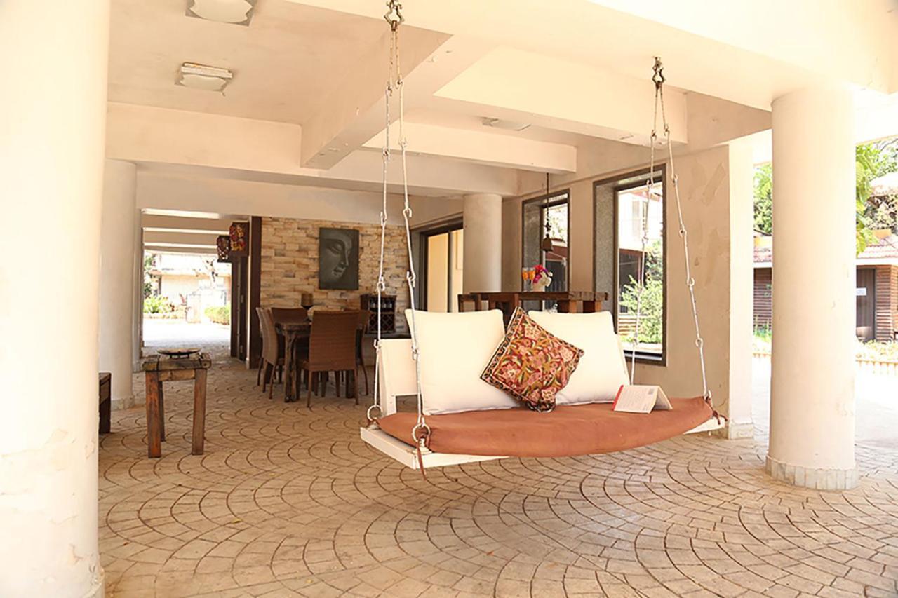 The Boulevard By Stayvista: City-center With Pool And Villa *