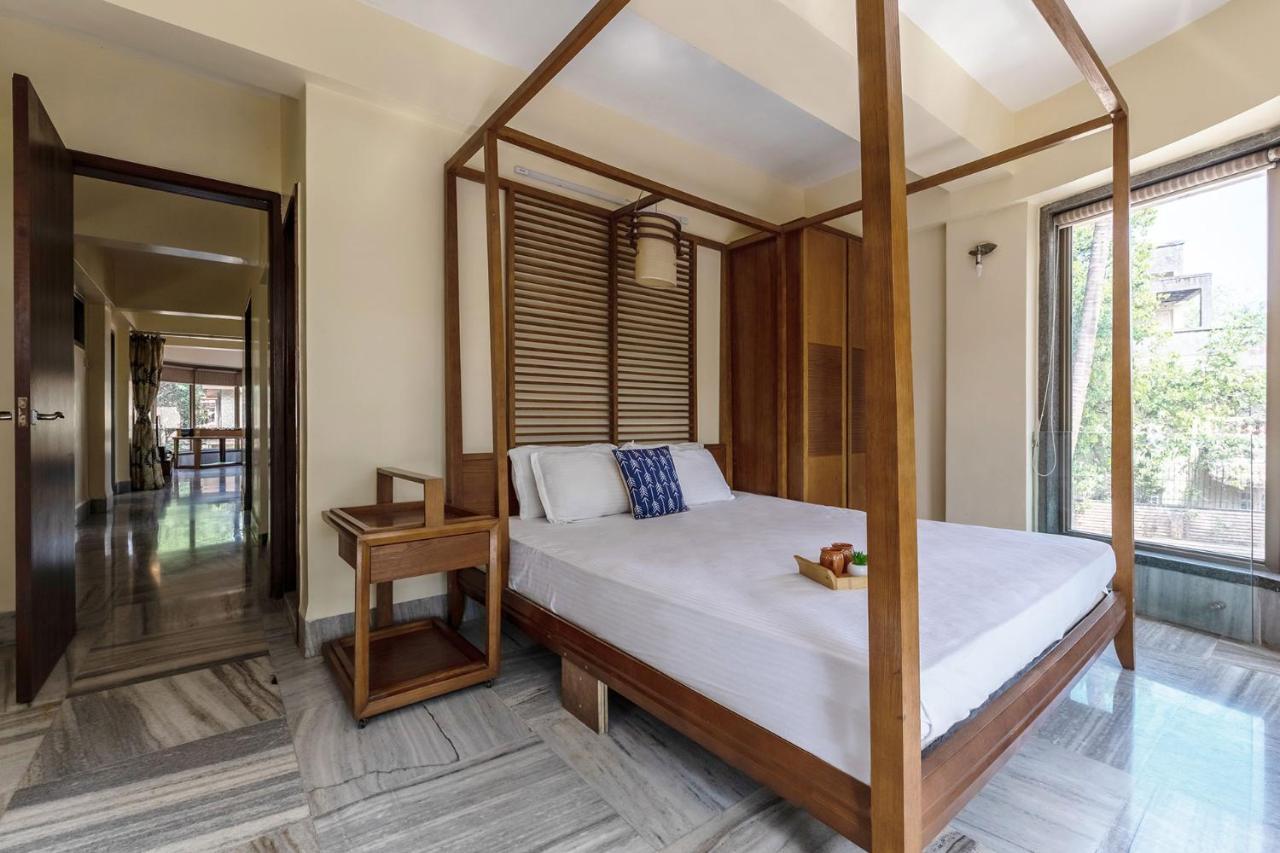 Villa The Boulevard By Stayvista: City-center With Pool And Lonavala