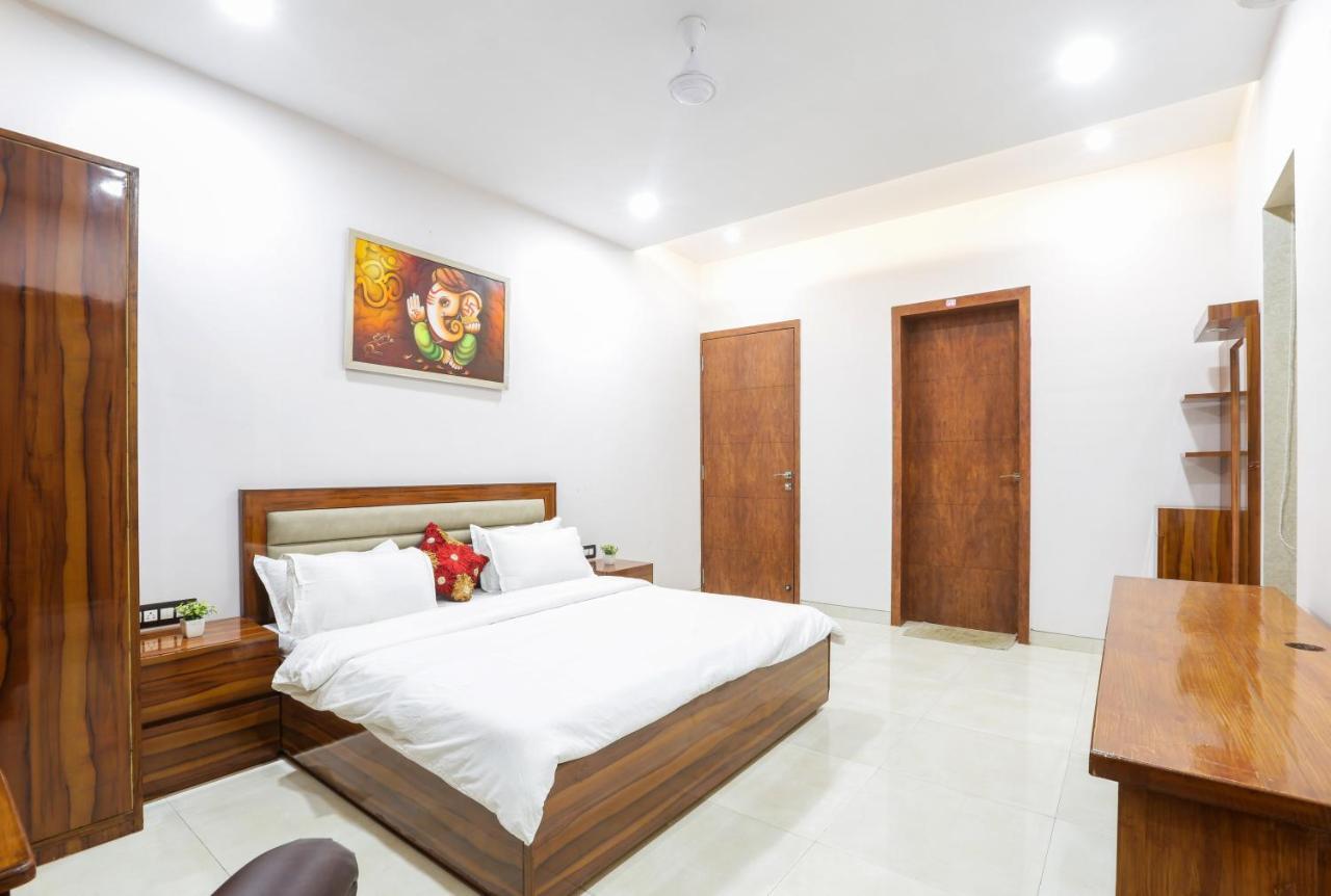 Collection O Carmello And Othelo Hotel