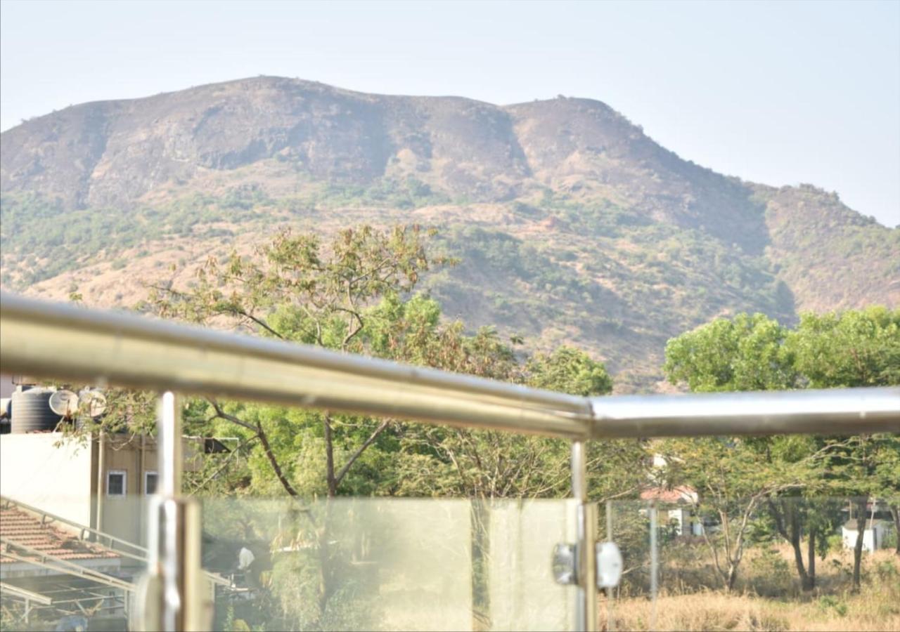Ivy Silverhill 3 Bhk With Pool, Villa Lonavala