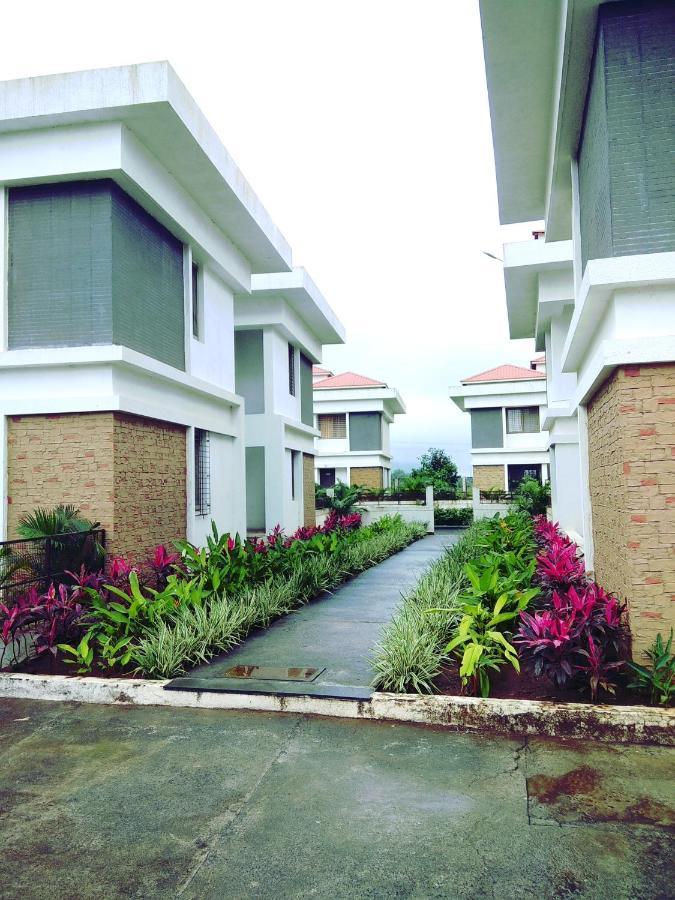 Apartment Parishreya