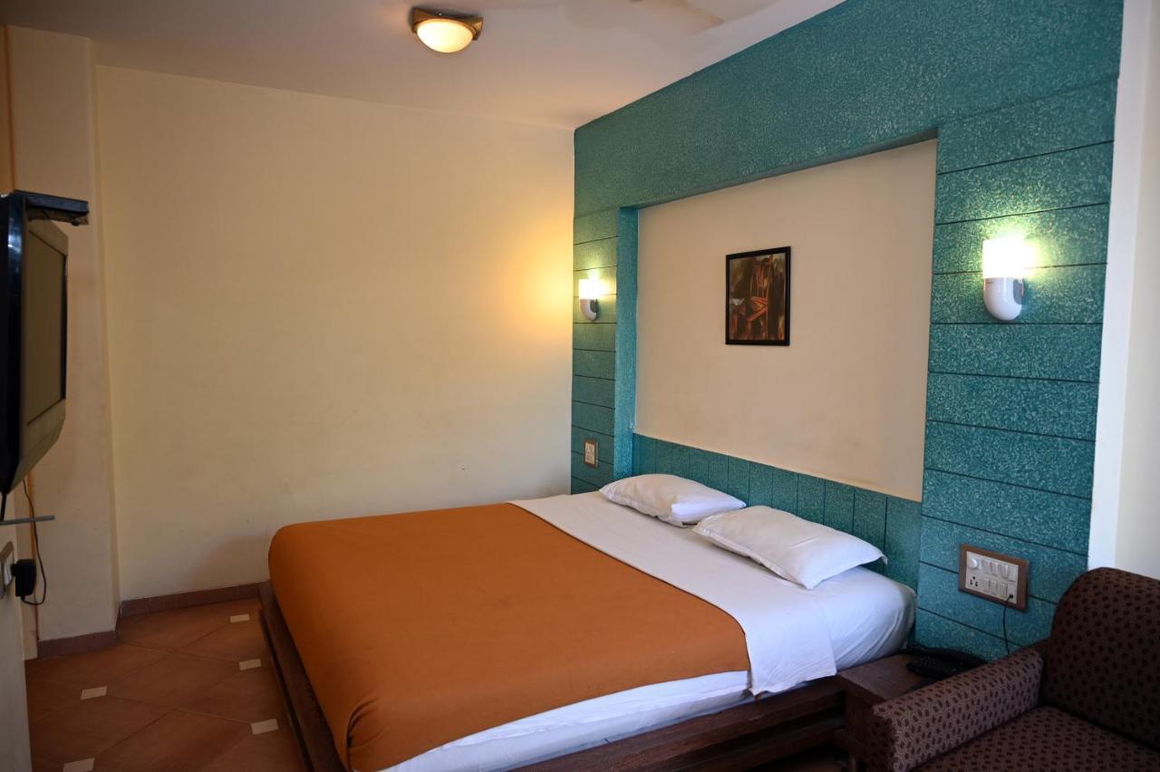 Neeta Hotel