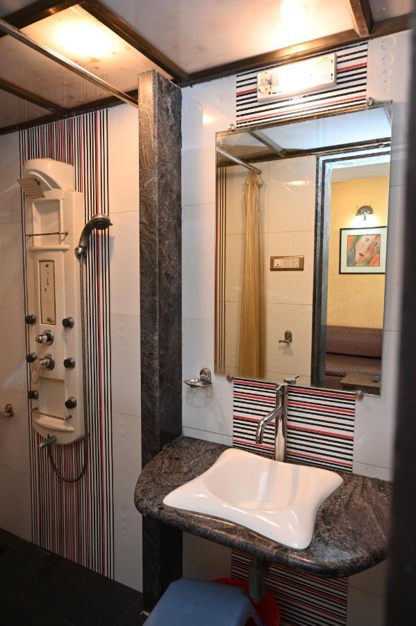 Hotel Neeta *