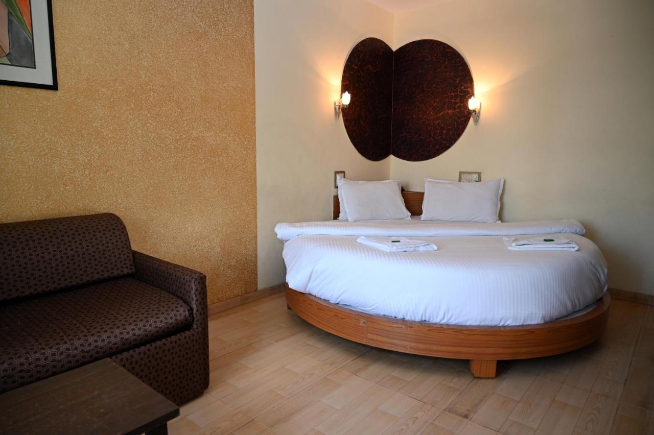 Neeta Hotel