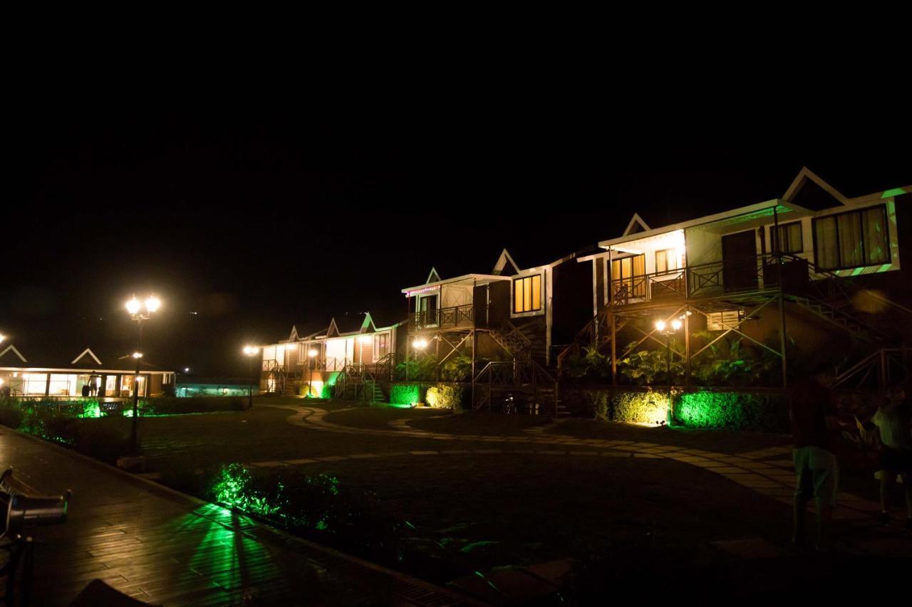Velvet Resort-near Pawna