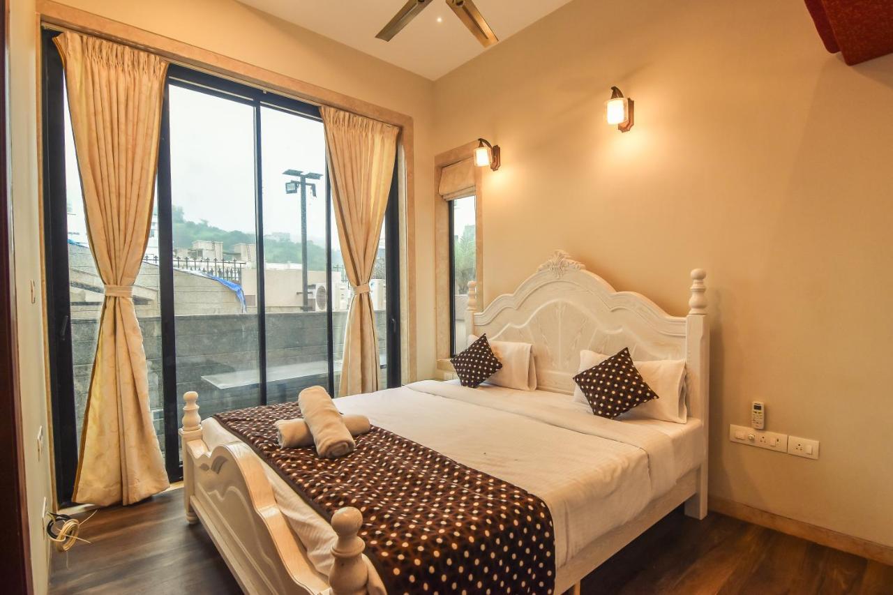 De Amor * Lonavala