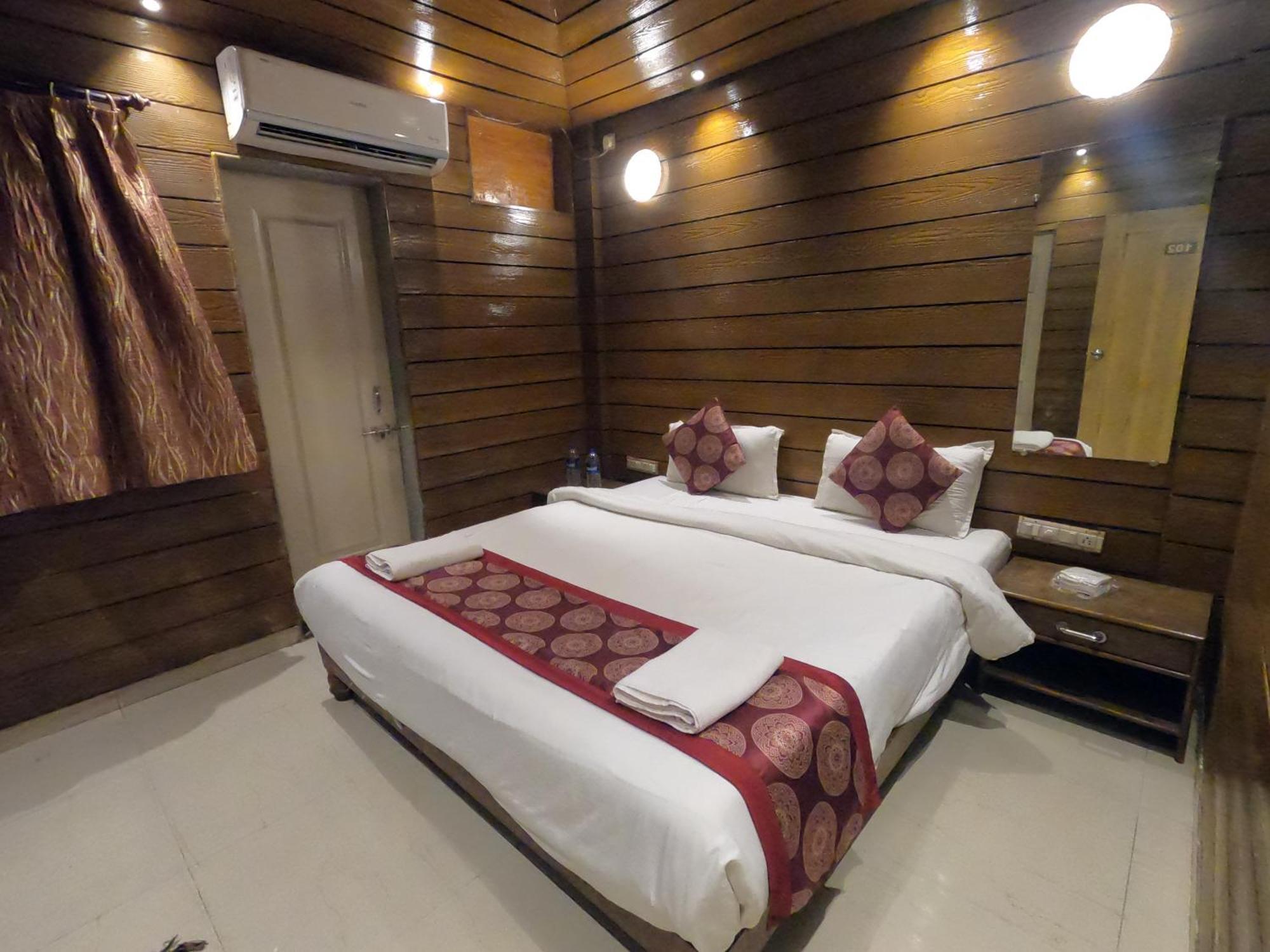 Hotel Hill Forest 2*