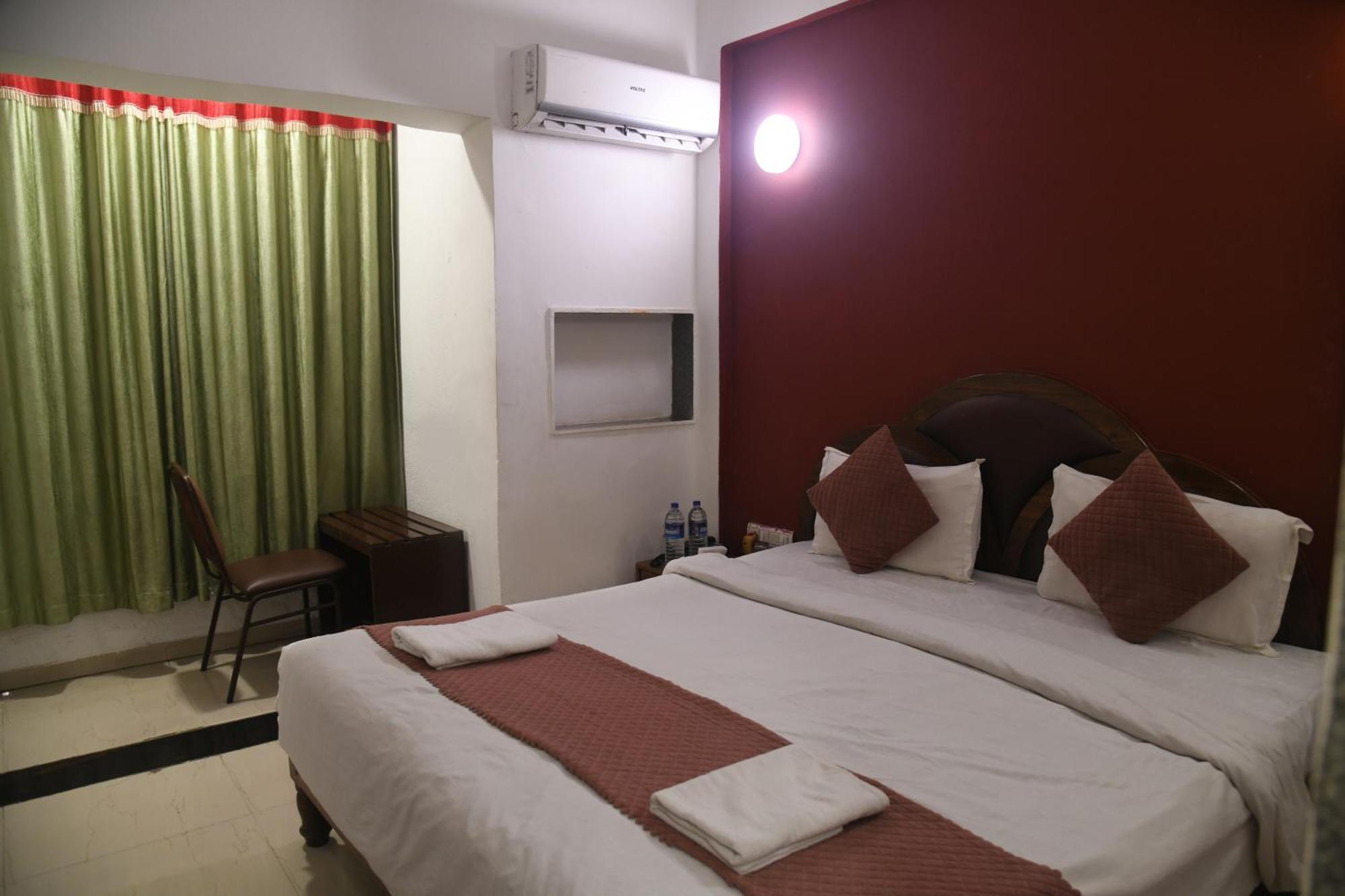 Hill Forest Hotel Lonavala
